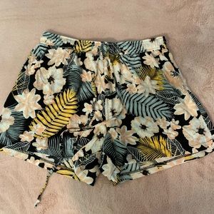 tropical patterned flowy shorts